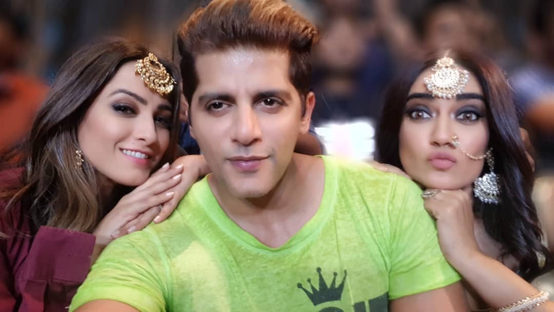 television actor karanvir Bohra with co-actresses
