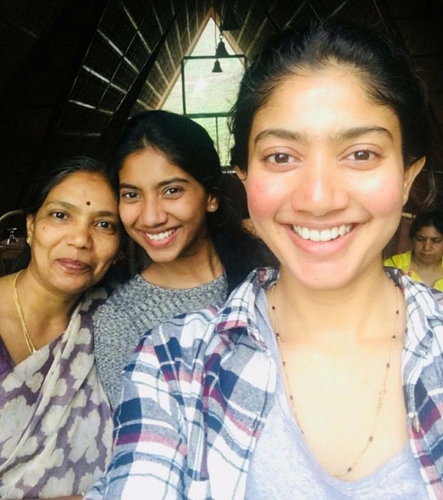 Sai Pallavi With Her Mother and Sister